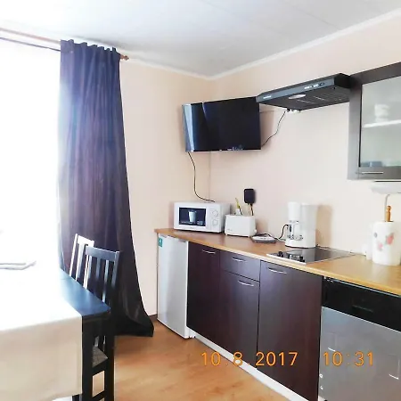 Cosy Modern 2bdr Apt + Wifi *